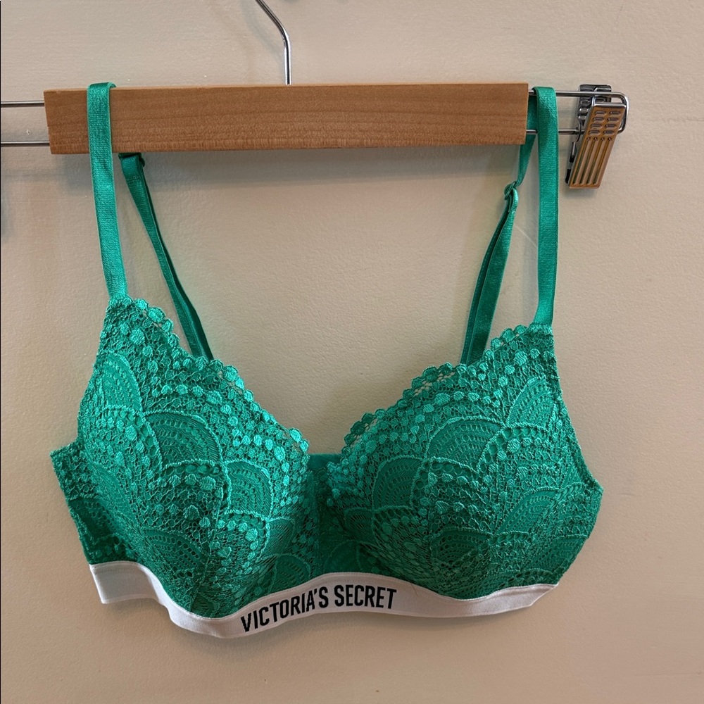 Victoria's Secret‎ Teal Lace Bralette Size 34C